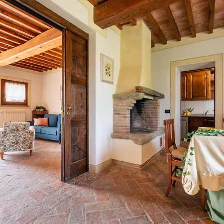 Casale Fienile 8, Emma *