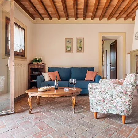 Casale Fienile 8, Emma