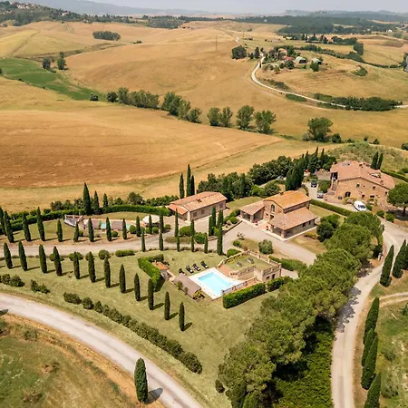 Casale Fienile 8, Emma
